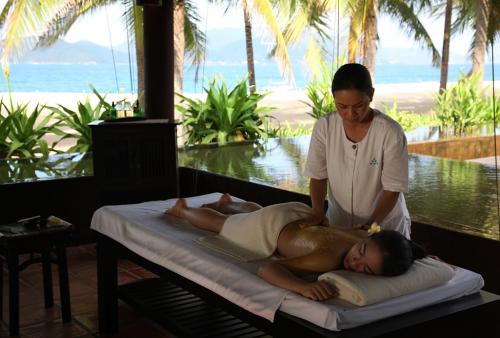 Discover the Tranquil Oasis: Spa Tourism in Vietnam