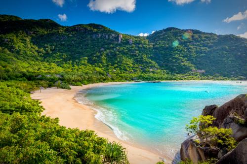 6 beautiful sea paradises for summer travel