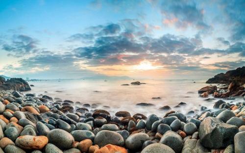 Quy Nhon tourism: Queen's beach is as beautiful as a picture