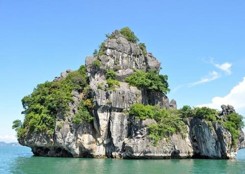 4 unspoiled destinations in Quang Ninh at the end of the year