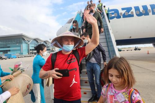 More than 220 Russian tourists came to Khanh Hoa to celebrate New Year Eve