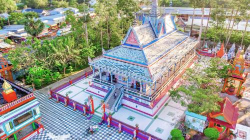 Splendid temples in Soc Trang