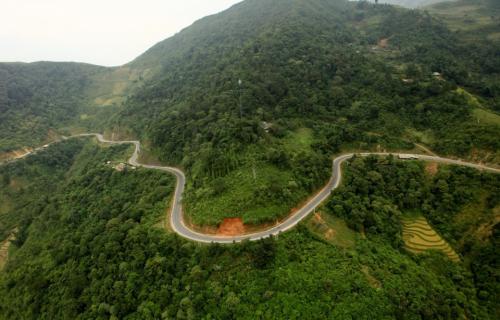Ha Giang has Ma Pi Leng, Cao Bang also has the most beautiful Ma Phuc pass in the Northeast.