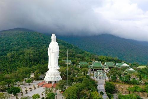 Linh Ung Pagoda – A tranquil spiritual site in Da Nang