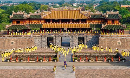Discover the beauty of Hue Citadel - a symbol of the old capital