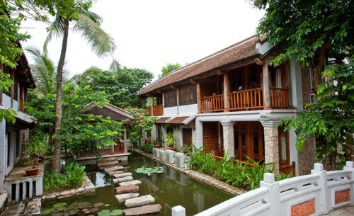 Five most  beautiful resorts in Phu Quoc island for your Vietnam honeymoon tours