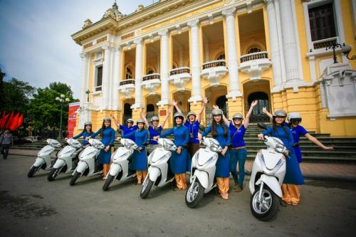 Enjoy a beautiful and authentic Hanoi city tour like a local