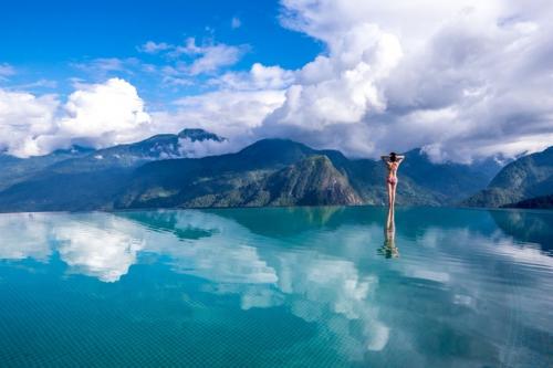 Eight infinity swimming pools in Vietnam you should visit at least one time