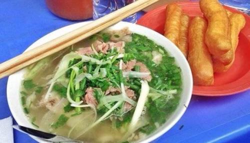 Must-try authentic Hanoi foods when travellng Hanoi